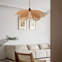 Lustre en rotin tressé pétales — Suspension florale lumière tamisée