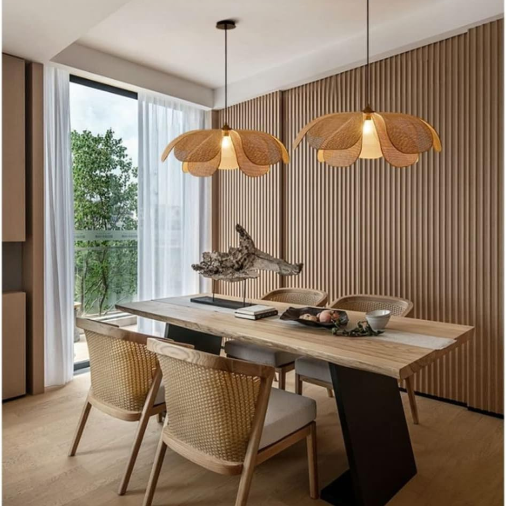 Lustre en rotin tressé pétales — Suspension florale lumière tamisée